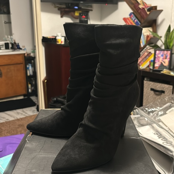 Black suede boots - Picture 3 of 4